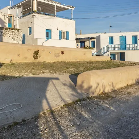 Anneta's House - Cycladic With Pool , Apartment Páros